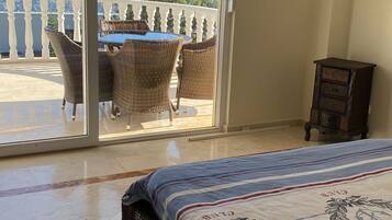 4 chambres, fer et planche Ă repasser, Wi-Fi gratuit, draps fournis