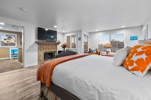 3 slaapkamers, een strijkplank/strijkijzer, gratis wifi, beddengoed