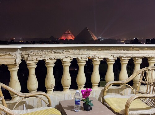 Pyramidsview area and free walk