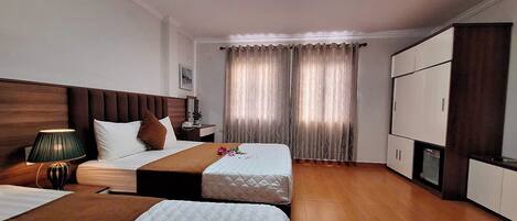 Family Double Room Single Use, Beach View