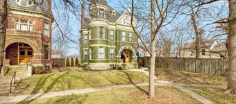 Stay in a Historic Charm in the Heart of Lexington