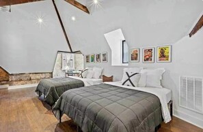 4 bedrooms, iron/ironing board, travel cot, free WiFi