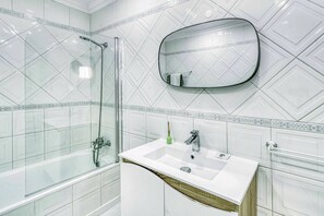 Shower - Villa Garbino (Albufeira)