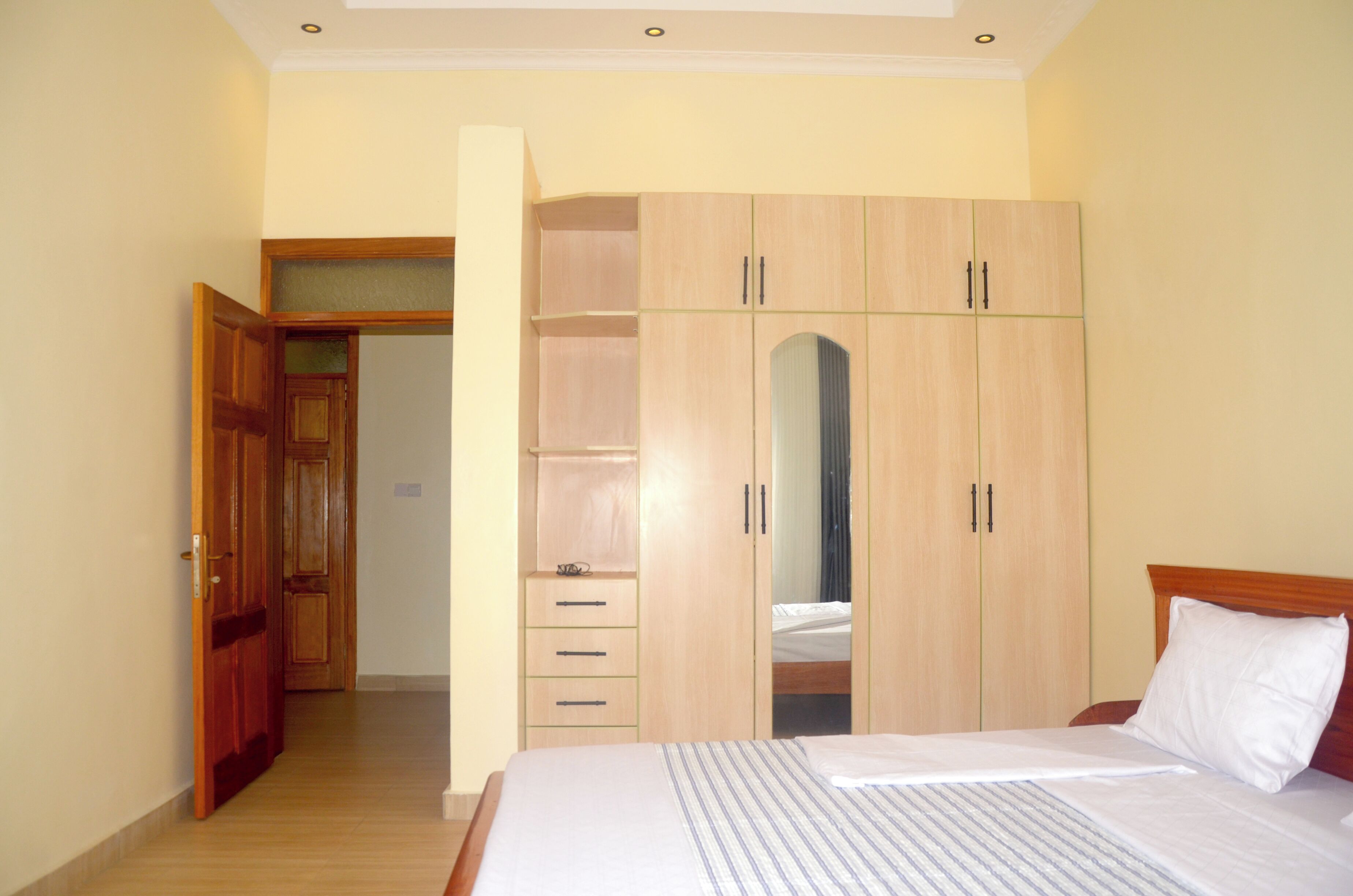3 Schlafzimmer, Bügeleisen/Bügelbrett, WLAN, Bettwäsche