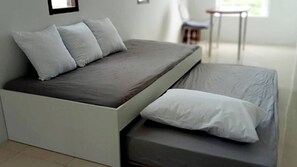 1 makuuhuone, tallelokero huoneessa, työpöytä, Wi-Fi