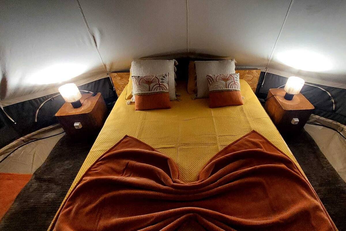 Deluxe Tent, River View | 1 bilik tidur, Wi-fi percuma 