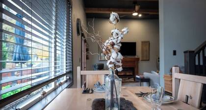The Driftless Blue Villa | Hot Tub & Fireplace | Close to Downtown