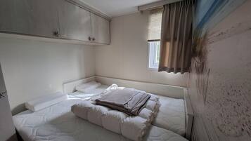 2 dormitoris, caixa forta a l'habitació i wifi gratuïta