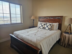 3 Schlafzimmer, Bügeleisen/Bügelbrett, Internetzugang, Bettwäsche