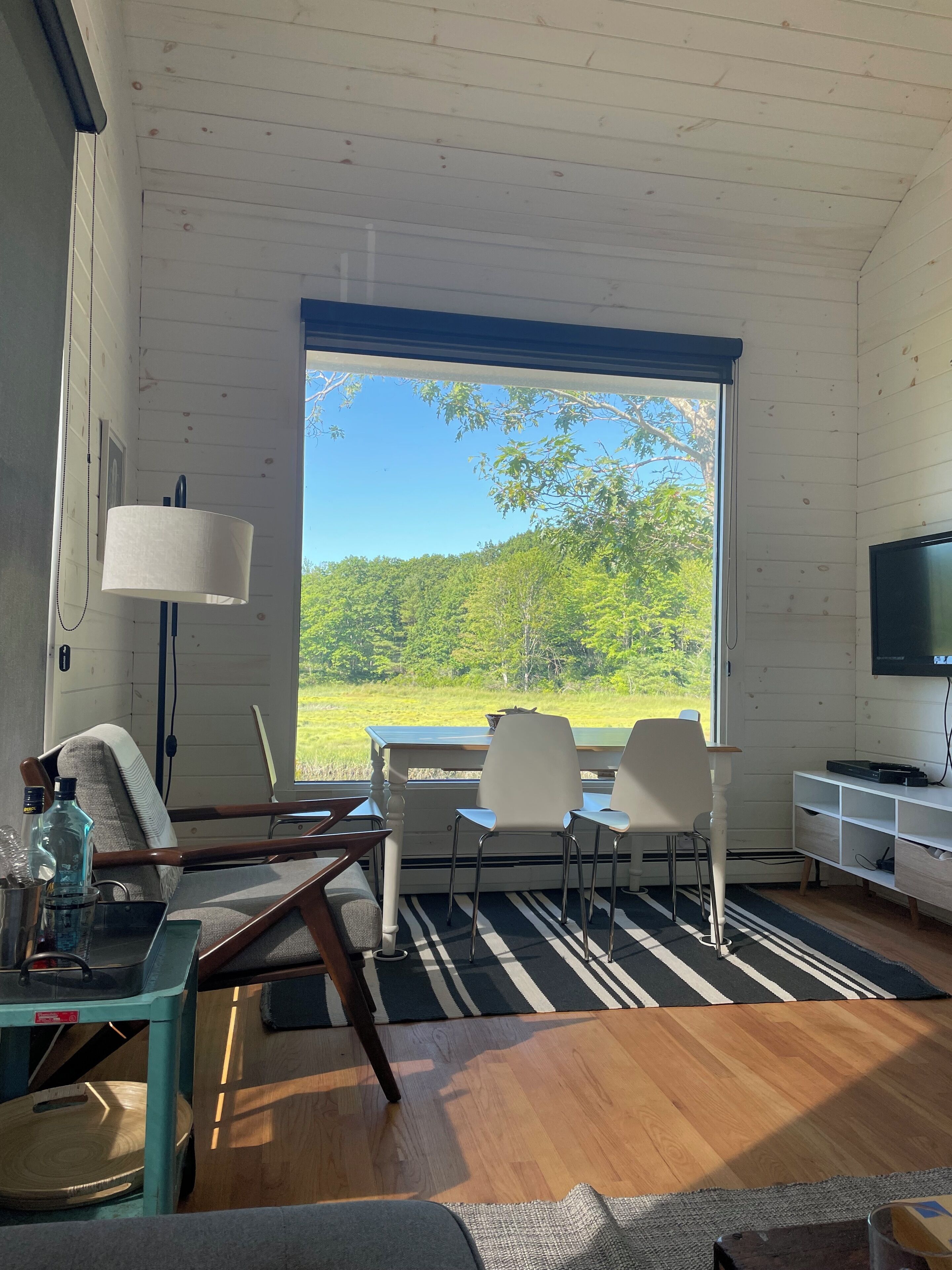 Charming Cottage W/ Loft On 3 Acres Of Secluded Marsh And 7 Minute Walk To Beach - Maine