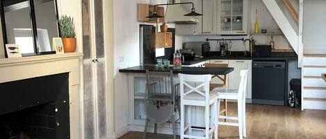 Kühlschrank, Herdplatte, Geschirrspüler