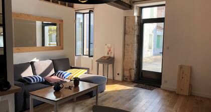 Chai oléronnais lumineux et rénové avec goût à 10 minutes des plages