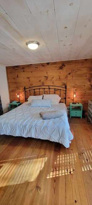 4 dormitorios, tabla de planchar con plancha, wifi gratis y ropa de cama