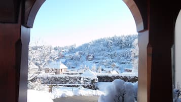 Interni