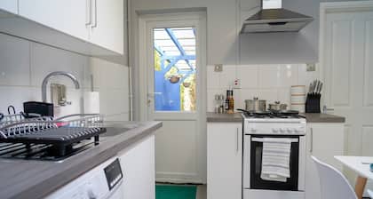Newly Renovated Modern House in Central Oxford