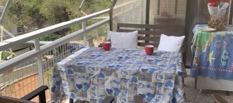 Sunny apartment 50sqm outdoor terrace & sea view

