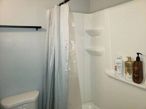 Towels - Charming Studio in Pittsburgh’s North Side (Pittsburgh)