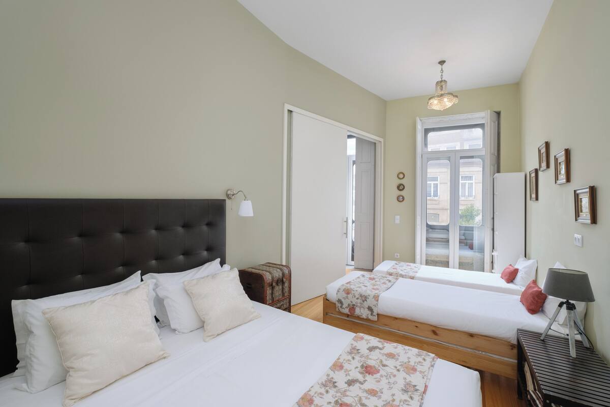 Blackout drapes, soundproofing, iron/ironing board, WiFi (free)