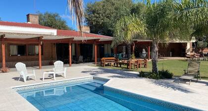 Habitaciones Privadas en Complejo con Piscina y Quincho