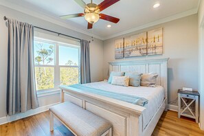 3 dormitorios, tabla de planchar con plancha, Internet y ropa de cama