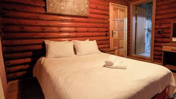 Bungalow, Garden View