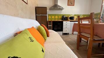 3 chambres, fer et planche Ă repasser, lit parapluie, Wi-Fi