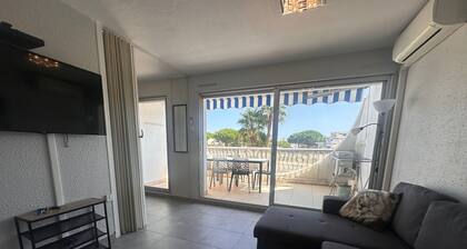 La Goélette - Appartement une chambre avec terrasse proche de la mer