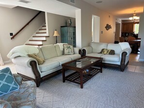 Smart TV - Hibiscus House - Heated Pool (Big Pine Key)