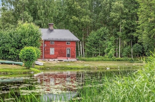Charming 1920s house on the beach