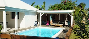 Villa Gérika, privacy and elegance. Charming villa nestled in a private estate