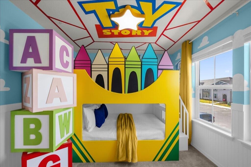 5 habitaciones, tabla de planchar con plancha, wifi y ropa de cama 