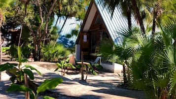 1 bedroom, laptop workspace, soundproofing, free WiFi