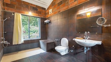 Villa, 4 Bedrooms | Bathroom | Shower, free toiletries, towels, soap