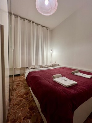 2 bedrooms, WiFi, bed sheets