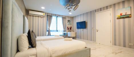 6 bedrooms, in-room safe, desk, free WiFi