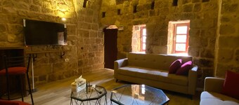 Nina’s House: Charming Loft in 700-Year-Old Gem in heart of Byblos