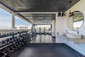 Fitness facility - King Suite w/ Balcony, Gym + Rooftop Pool (Tulum)