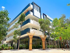 Exterior - King Suite w/ Balcony, Gym + Rooftop Pool (Tulum)