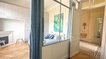 1 chambre, fer et planche Ă repasser, Wi-Fi gratuit, draps fournis