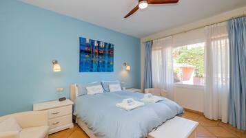 6 chambres, fer et planche Ă repasser, Wi-Fi gratuit, draps fournis