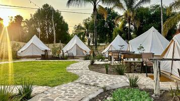 ๋ฒ ์ด์ง ํ
ํธ | 2 ๊ฐ์ ์นจ์ค, ๊ฐ์ค ๋ด ๊ธ๊ณ , ๋ฌด๋ฃ WiFi