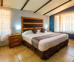 Standardzimmer, 1 King-Bett und Schlafsofa | Zimmersafe, kostenloses WLAN