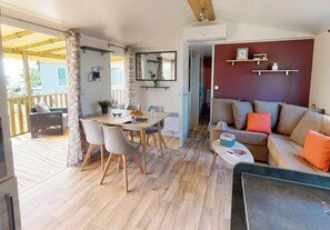 Table de tennis de table