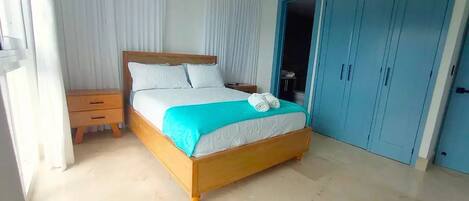 2 soverom, strykejern/-brett, wi-fi og sengetøy