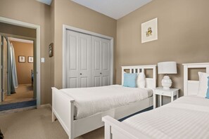5 chambres, bureau, Wi-Fi gratuit, draps fournis