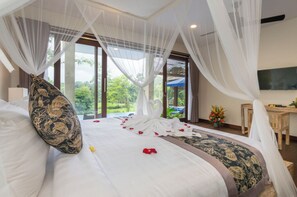 4 chambres, fer et planche à repasser, Wi-Fi, draps fournis