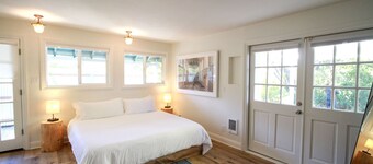 Suite with private hot tub