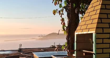 Refúgio Farol Ponta do Catalão - SC