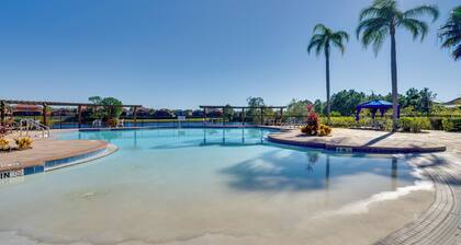 11 Mi to Disney: Pet-Friendly Aviana Resort Home!