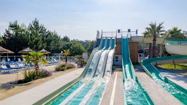 Pool - ZEcamping 3* toboggans club enfant locatif clim 28m2 6 pers (Saint-Julien-en-Born)